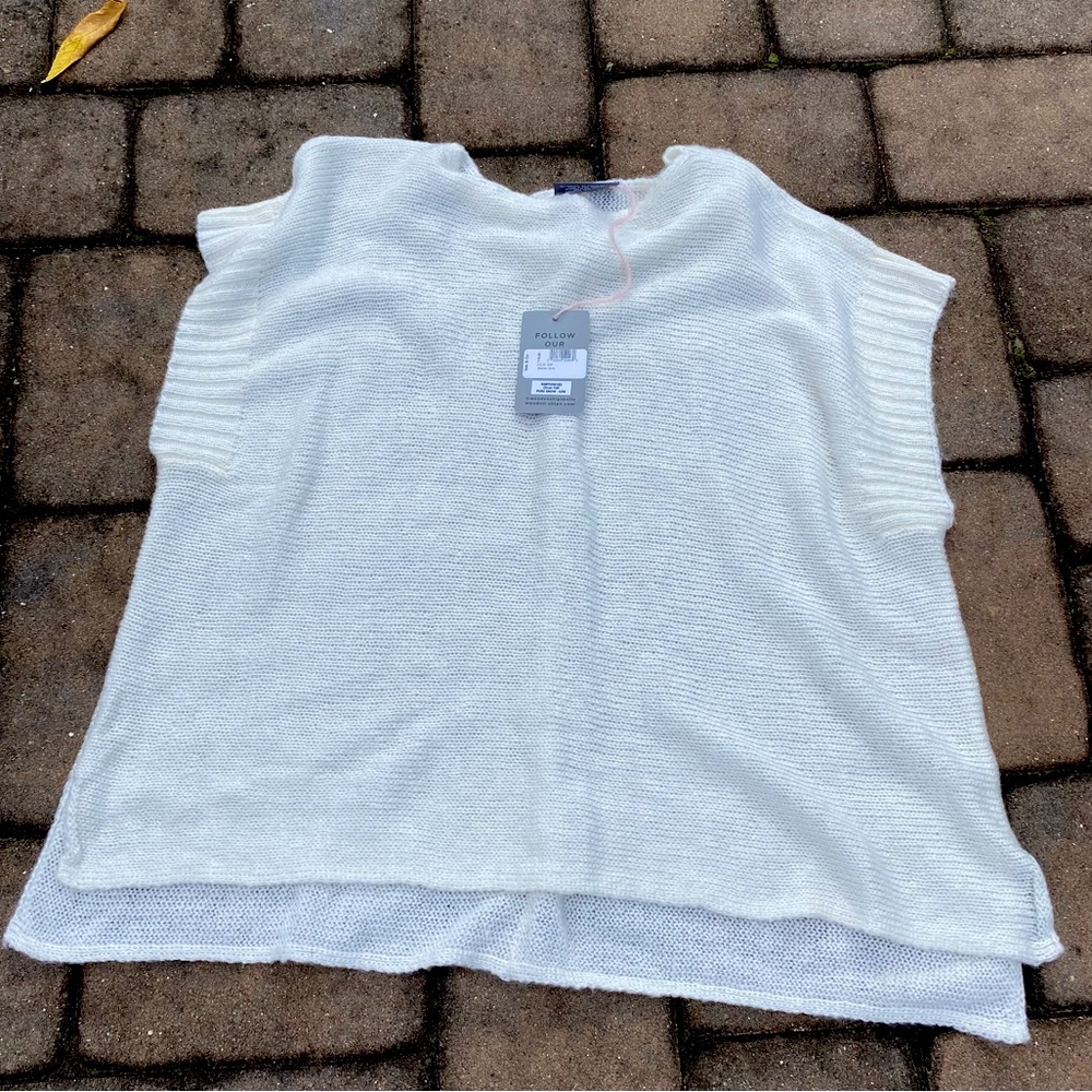NWT Wooden Ships Celia Sleeveless Sweater